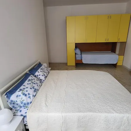Ariel, Centrale, 70 M Dal Mare Apartment